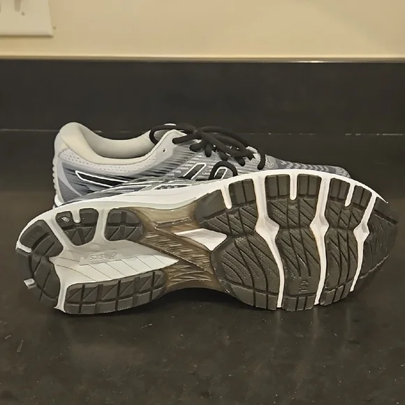 ASICS Gray Running Shoes - Picture 2 of 3